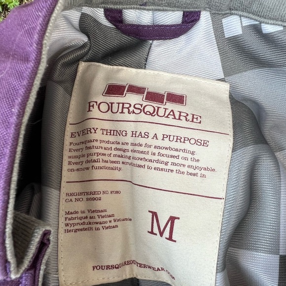 Purple snow pants in EUC - Picture 3 of 10